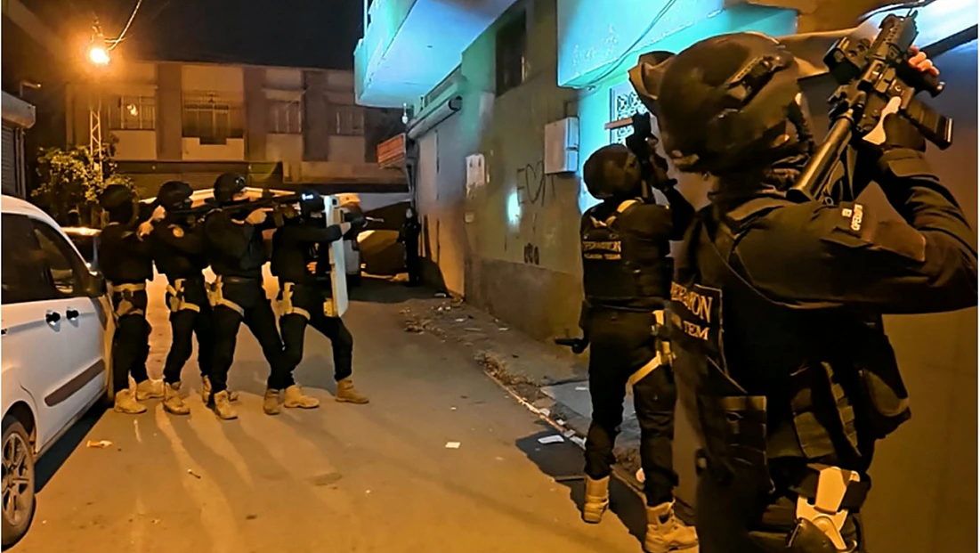 21 ilde eş zamanlı DAİŞ operasyonunda 357 gözaltı