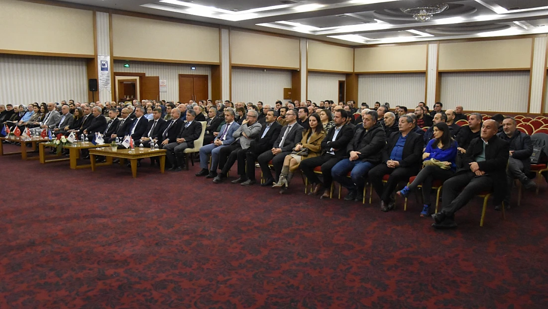 Altınok: 'Mali müşavirler iş dünyamıza yol gösteren stratejik aktör konumundadır'