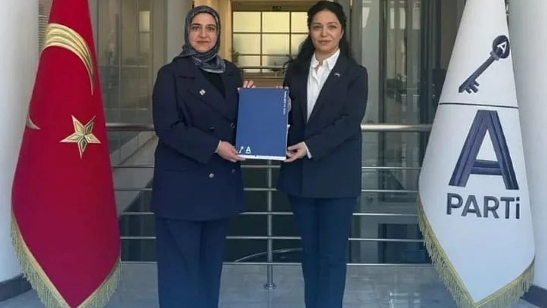 Anahtar Parti Malatya Kadın Kollarına Özlem Yavaş Atandı