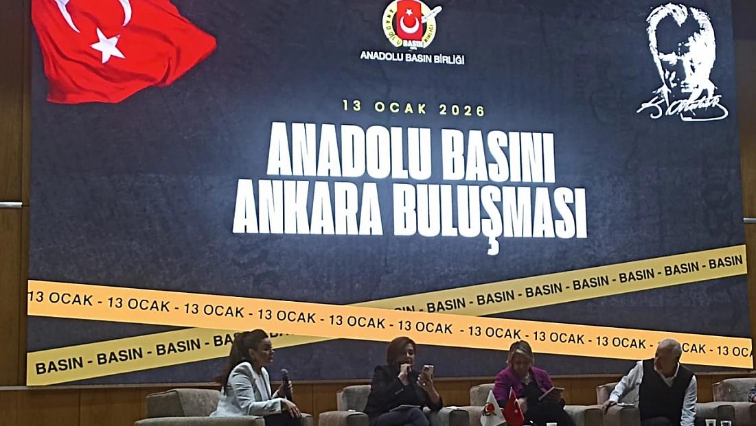 Ankara’da gazeteciliğin geleceği konuşuldu