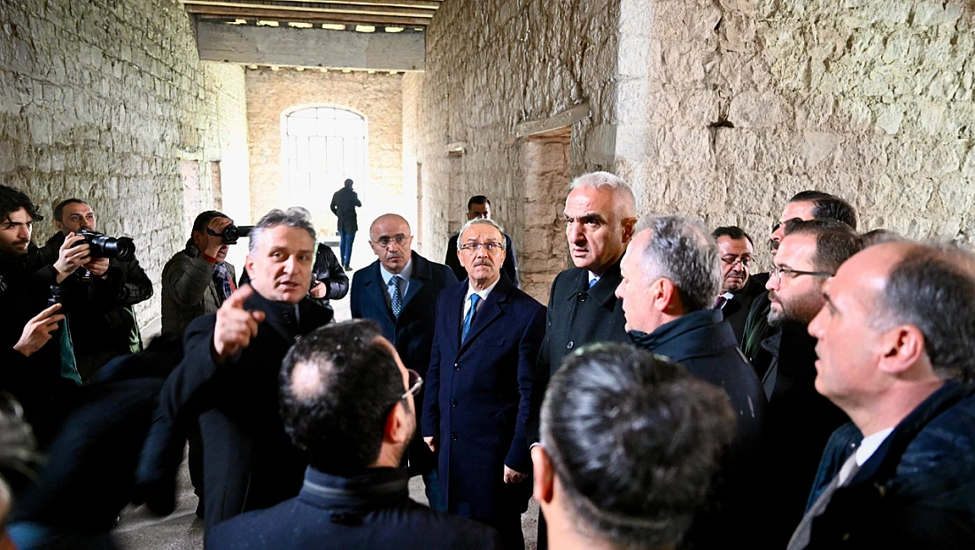Bakan Ersoy: Tarihi yapılar kültürel belleğin temelidir