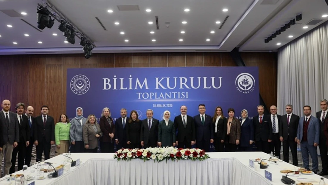 Bakan Göktaş, 'Aile ve Sosyal Hizmetler Bakanlığı Bilim Kurulu Toplantısı'nda konuştu