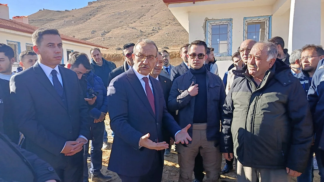 Darende Ağılbaşı’nda Yıllar Süren Bekleyiş Sona Erdi: 40 Köy Evi Hak Sahiplerine Teslim Edildi