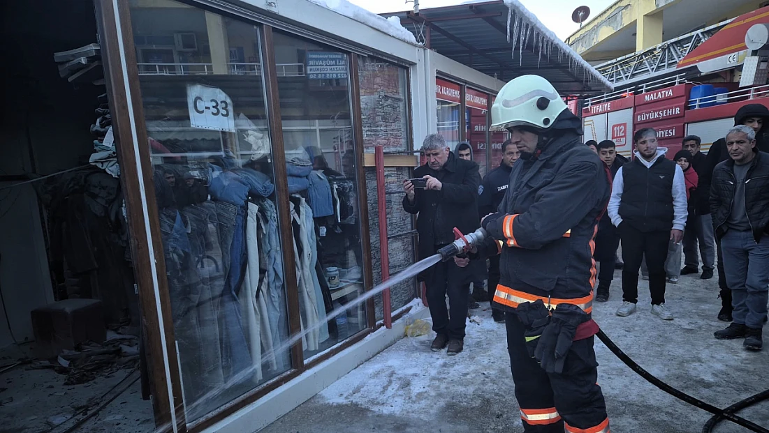 Darende Konteyner Çarşı’da Yangın