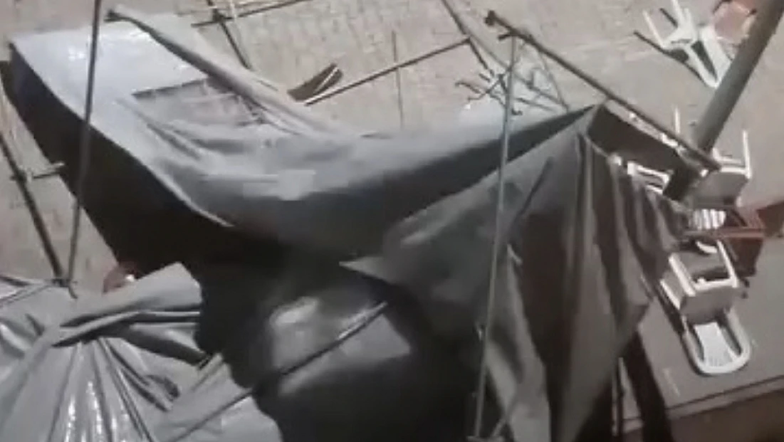 Doğanşehir’de Fırtına Taziye Çadırını Uçurdu