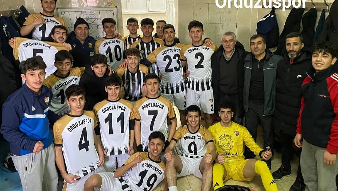Gençlerde Zirve Değişmedi: Battalgazi Belediyespor ve Orduzuspor Gruplara Gidiyor