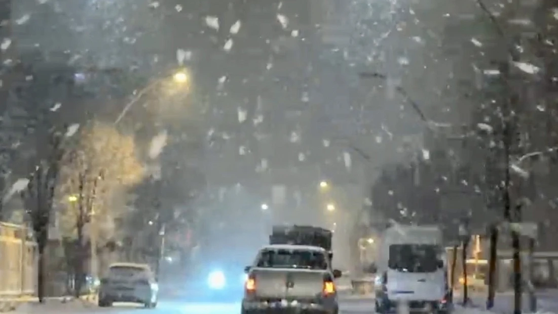 Kar ve Buzlanma Malatya’da Hayatı Olumsuz Etkiledi