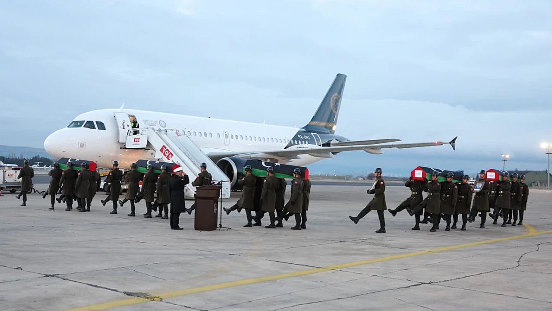 Libyalı komutanlar askerî törenle uğurlandı