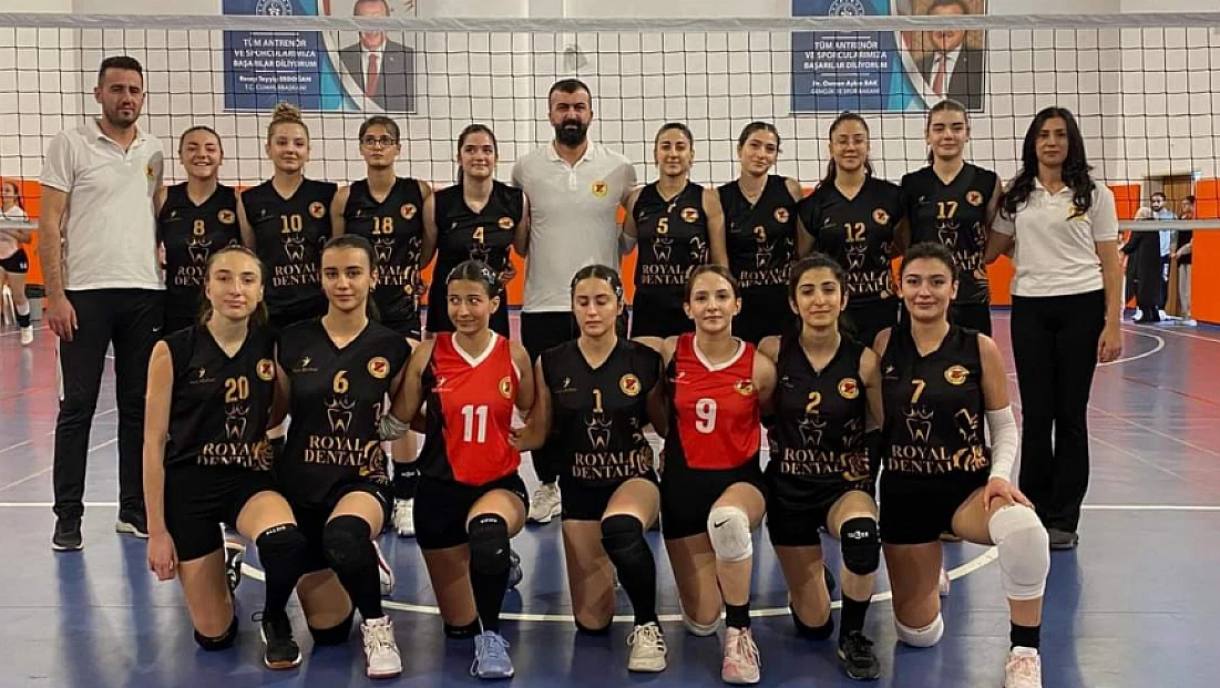 Malatya Kulüpler Arası Genç Kızlarda Gençlik Spor Voleybol Takımı İl 1.Oldu