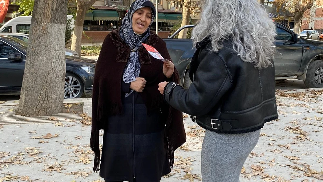 Malatya’da Kadınlar Sahada: Yeniden Refah’tan Yoğun Halk Teması