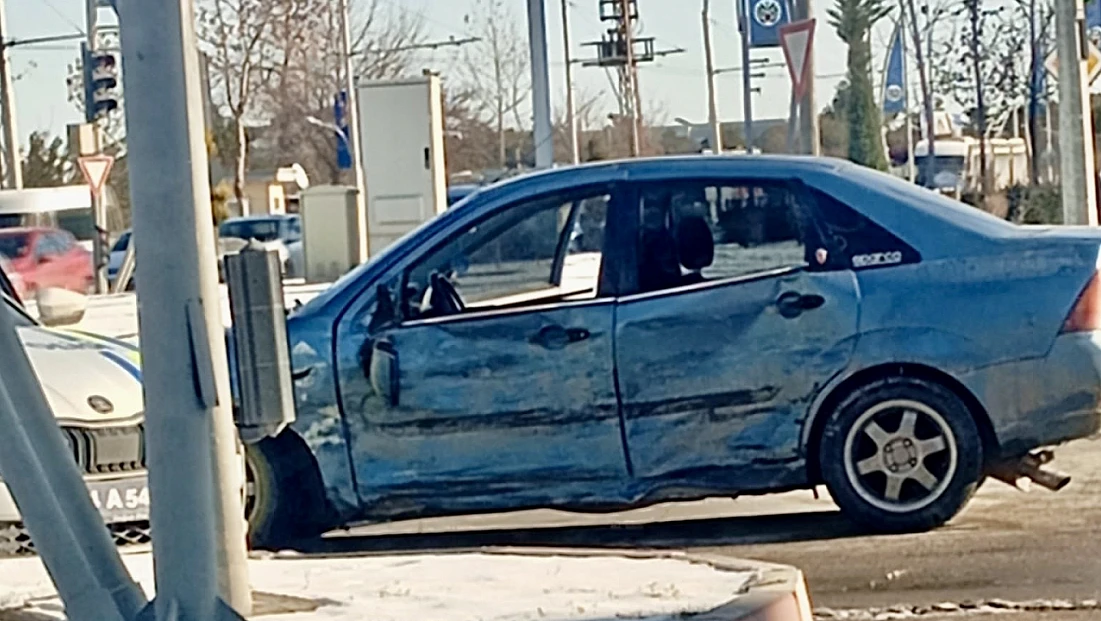 Malatya’da Kavşakta Çarpışma: 2 Yaralı