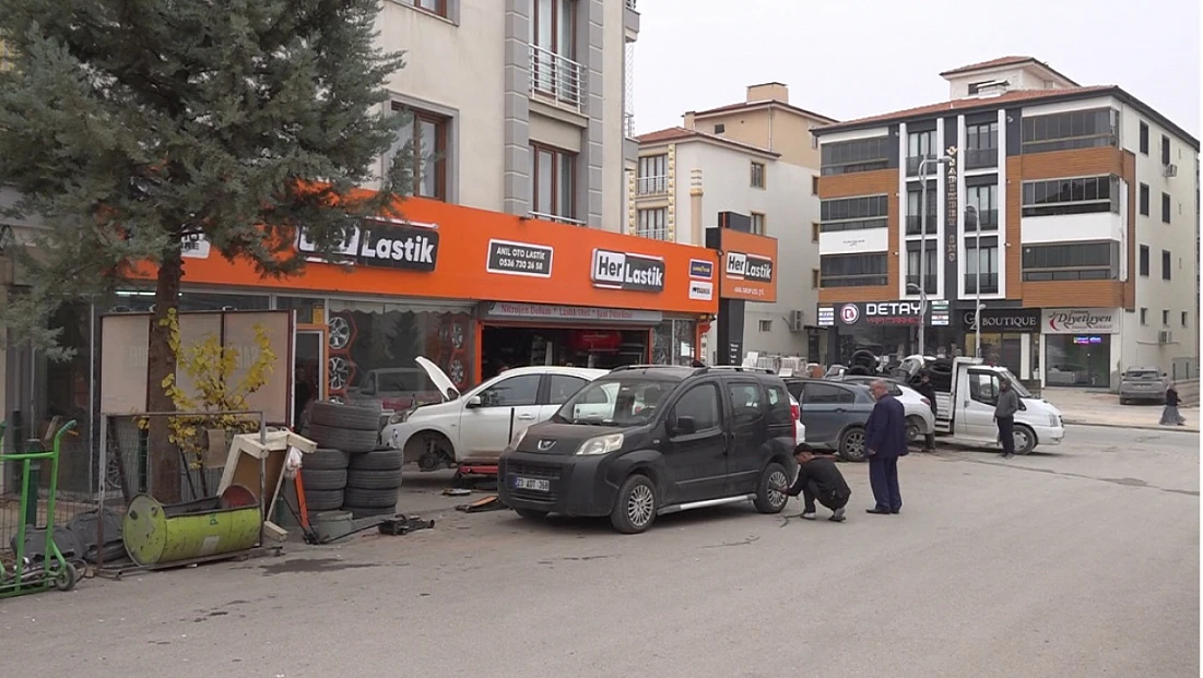 Malatya’da Kış Lastiği Yoğunluğu: Sürücülere “Güvenlik İçin Değişim Şart” Uyarısı