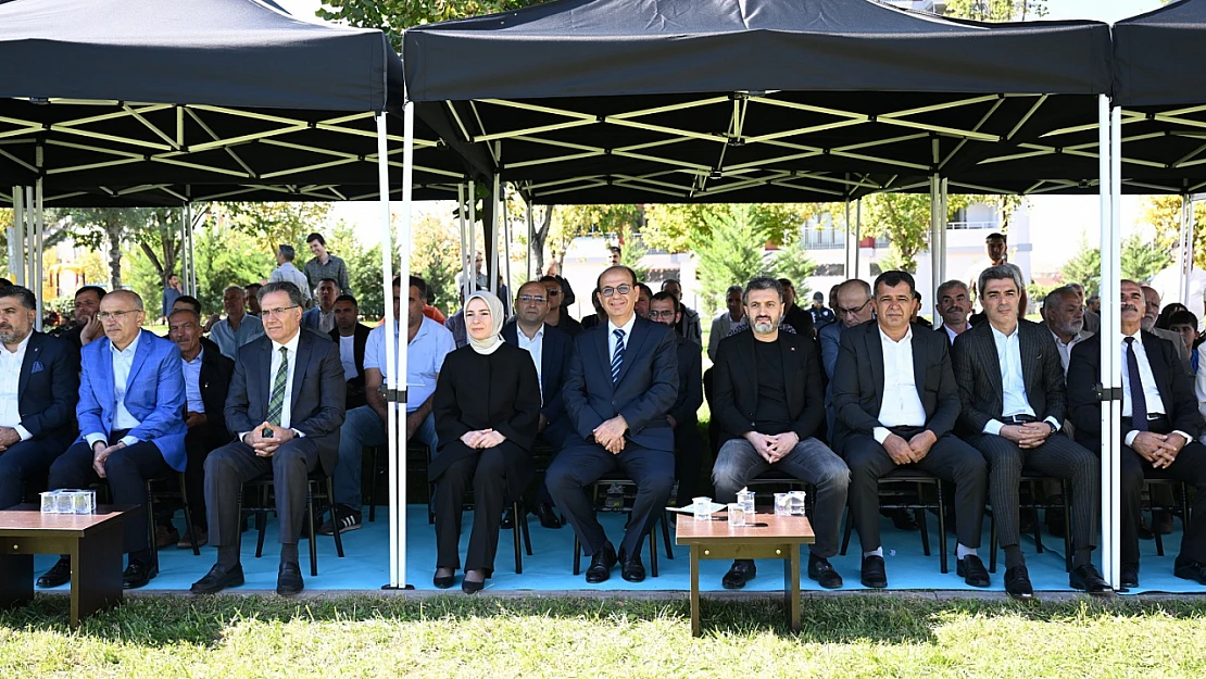 19.Uluslararası Turgut Özal Karakucak Güreşleri Renkli Ve Coşku Dolu Bir Törenle Başladı