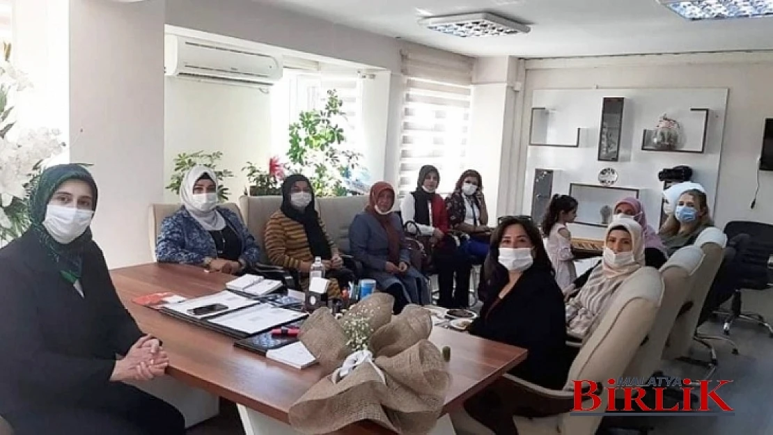 Başkan Alpaslan'dan Başkan Özlem Pelitoğlu'na Hayırlı Olsun Ziyareti