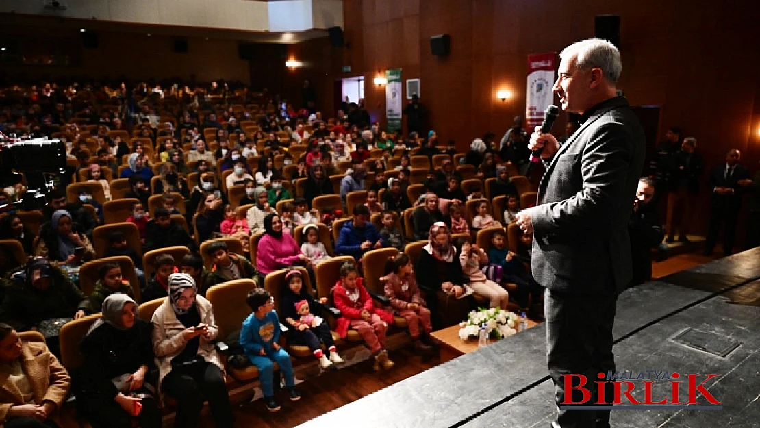 Başkan Çınar'dan Öğrencilere 'Ara Tatil Hediyesi'