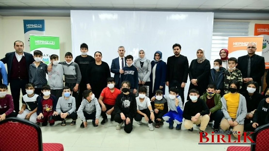 Başkan Çınar, Kiltepe Mahallesindeki Anadolu İrfanı Seminerine Katıldı