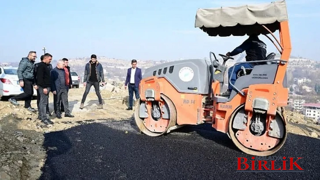 Başkan Çınar, Mollakasım Mahallesindeki Yol Yenileme Çalışmalarını İnceledi