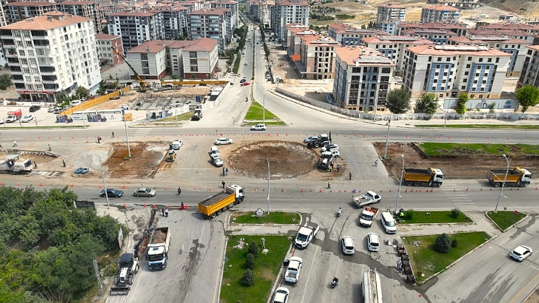 Başkan Er 'Çöşnük Kavşağı'nda Trafik Yükünü Hafifletiyoruz'