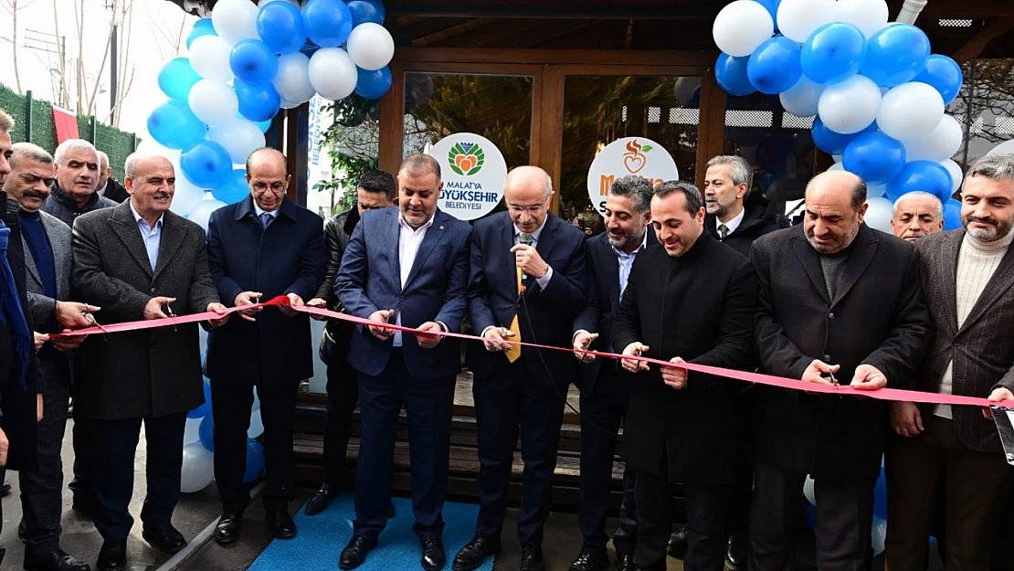 Başkan Er,  'Hep Birlikte Eskisinden Daha Güzel, Daha Dirençli Bir Malatya'da Yaşamımızı Sürdüreceğiz'