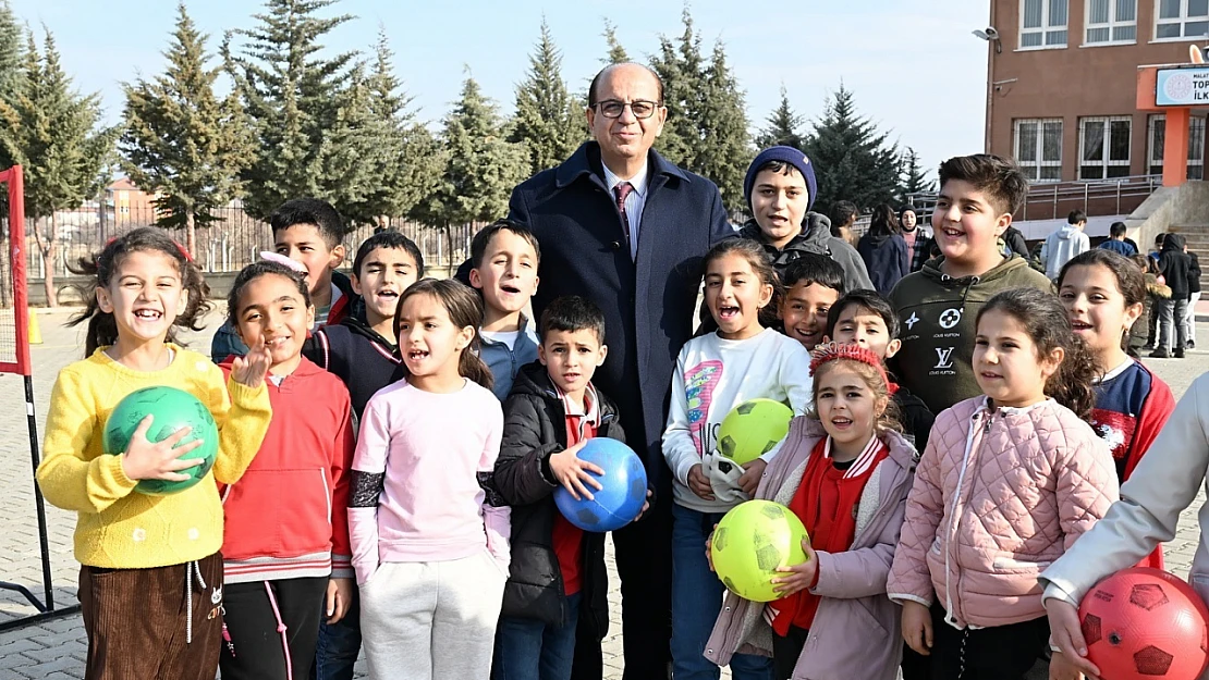 Başkan Geçit, Spor İstasyonları Örnek Bir Projedir