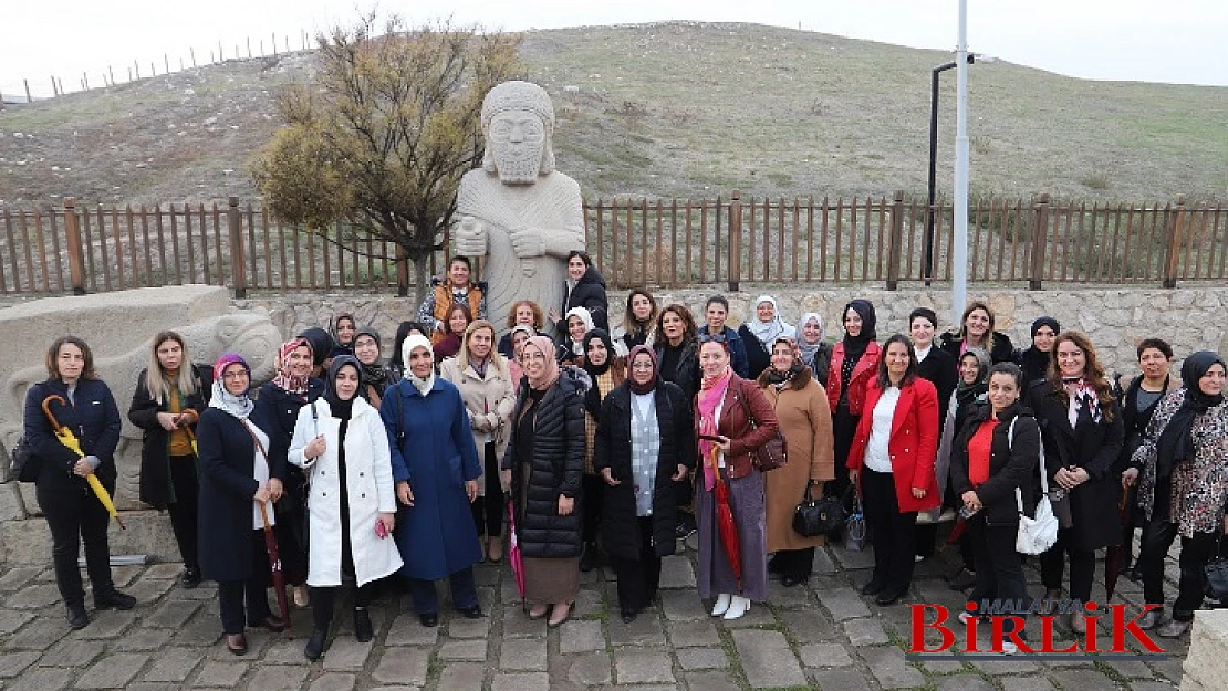 Başkan Güder'den 24 Kasım Öğretmenler Gününe Özel Kutlama