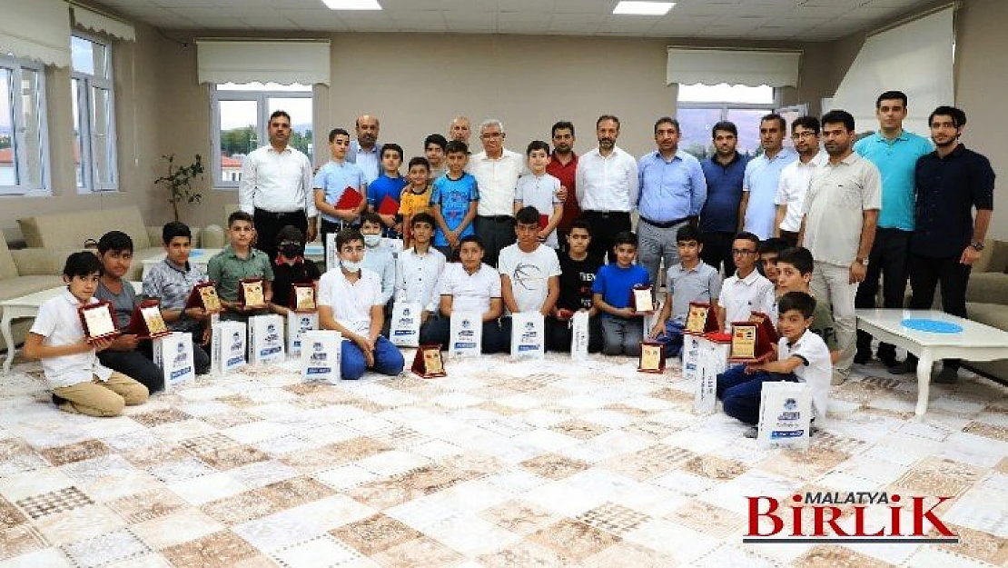 Başkan Güder, Hafızlık İcazet Merasimine Katıldı