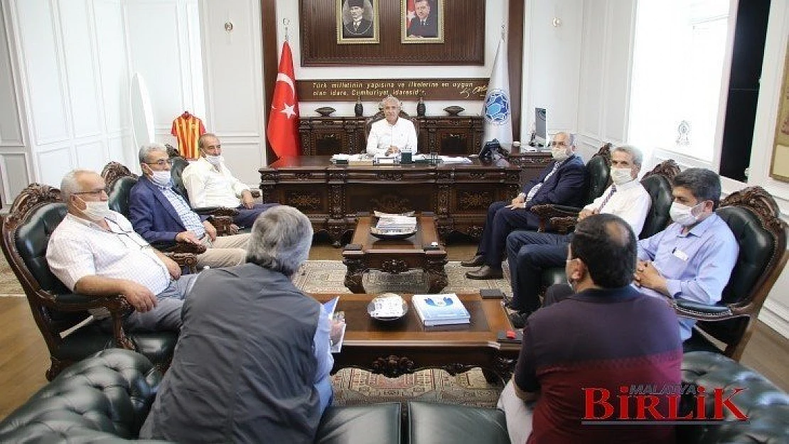 Başkan Güder, Yapılacak Yeni Yatırımları Muhtarlarla Paylaştı