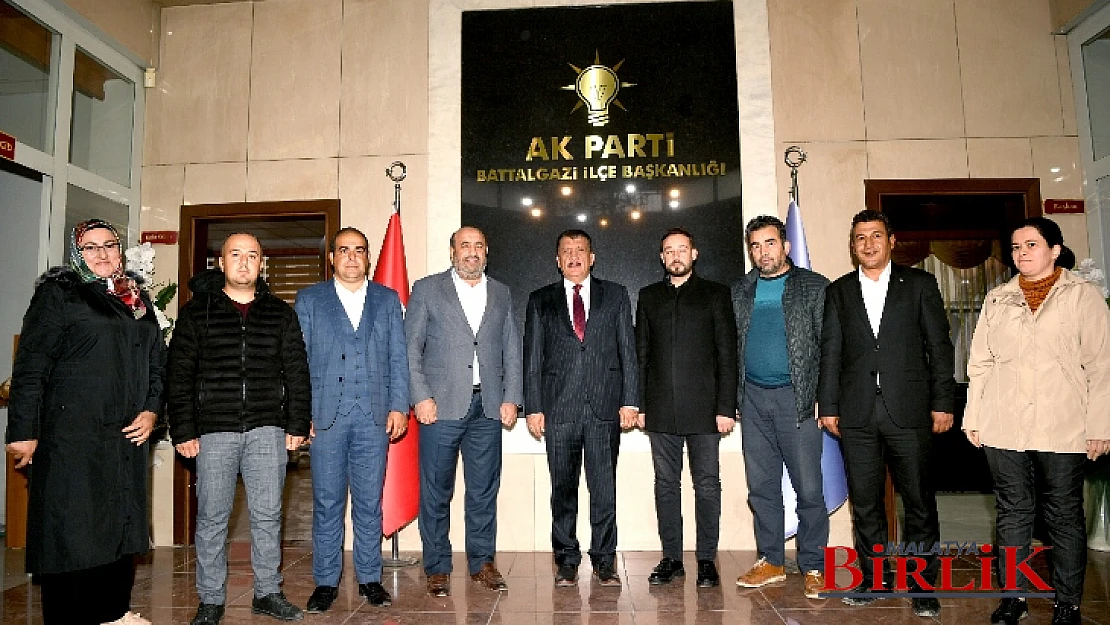 Başkan Gürkan, Ak Parti Battalgazi İlçe Başkanlığını Ziyaret Etti