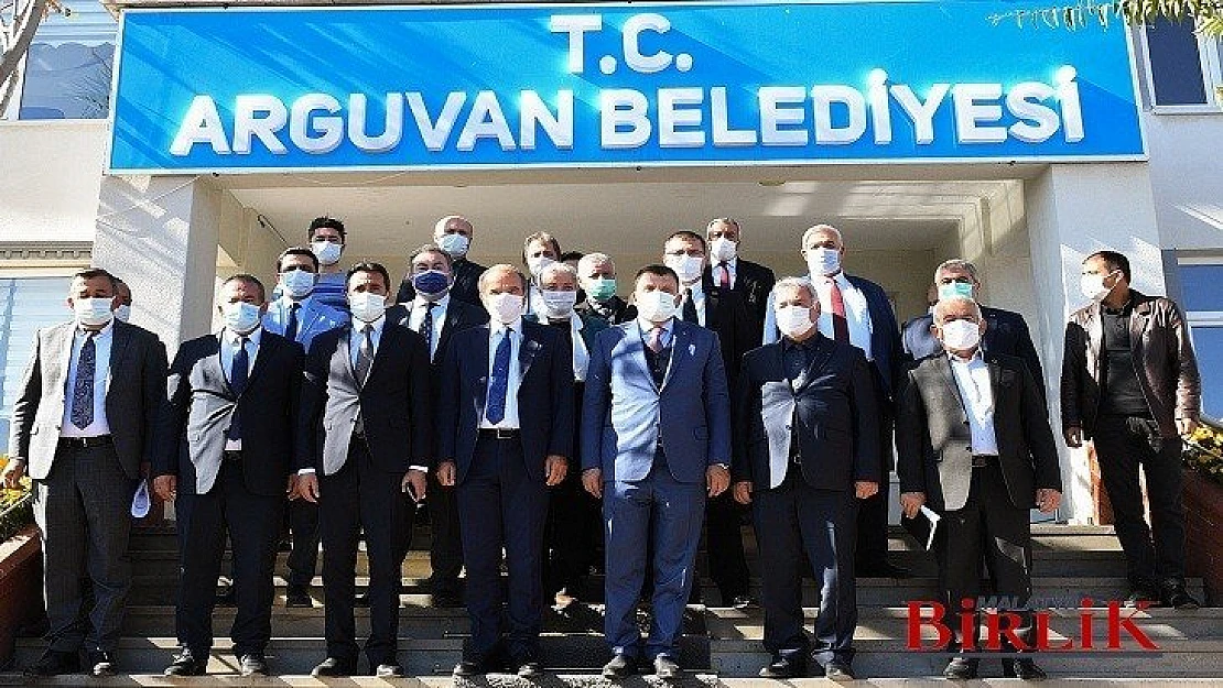 Başkan Gürkan, Arguvan Belediyesi Ve Kaymakamlığını Ziyaret Etti