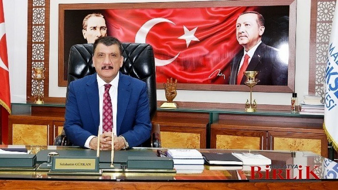 Başkan Gürkan, Kadir Gecesi'ni Bir Dua Hazinesi Olarak Görmeliyiz