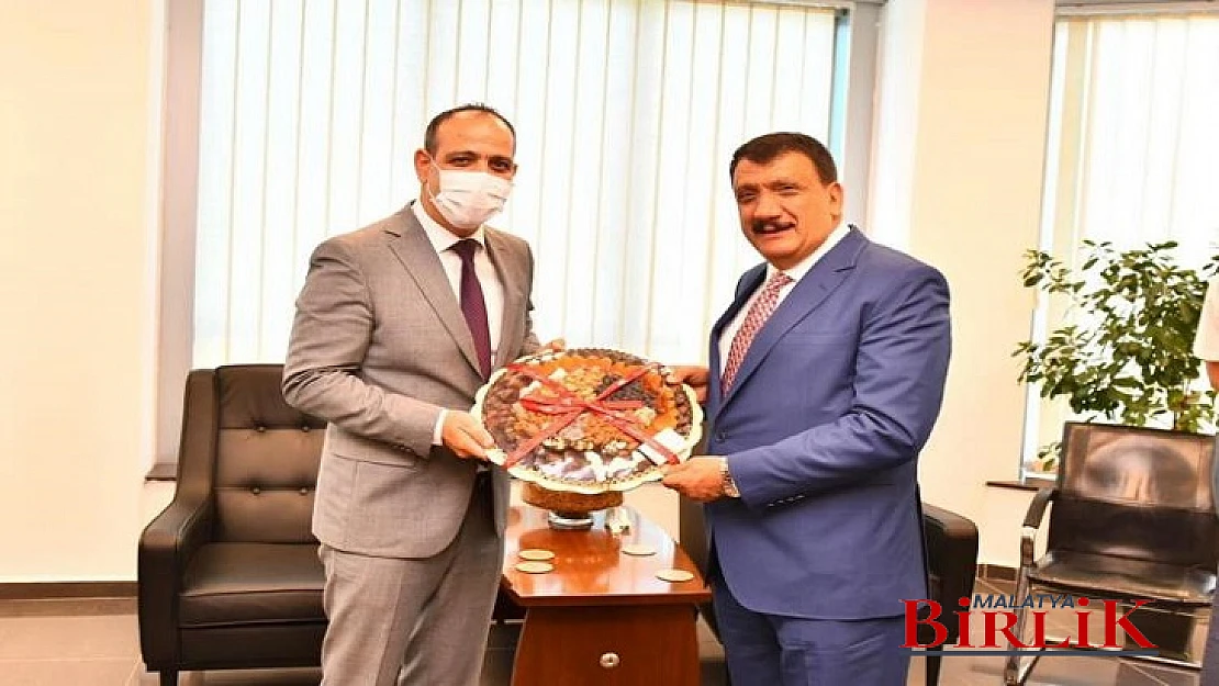 Başkan Gürkan, Kıbrıs'ta Coşkuyla Karşılandı