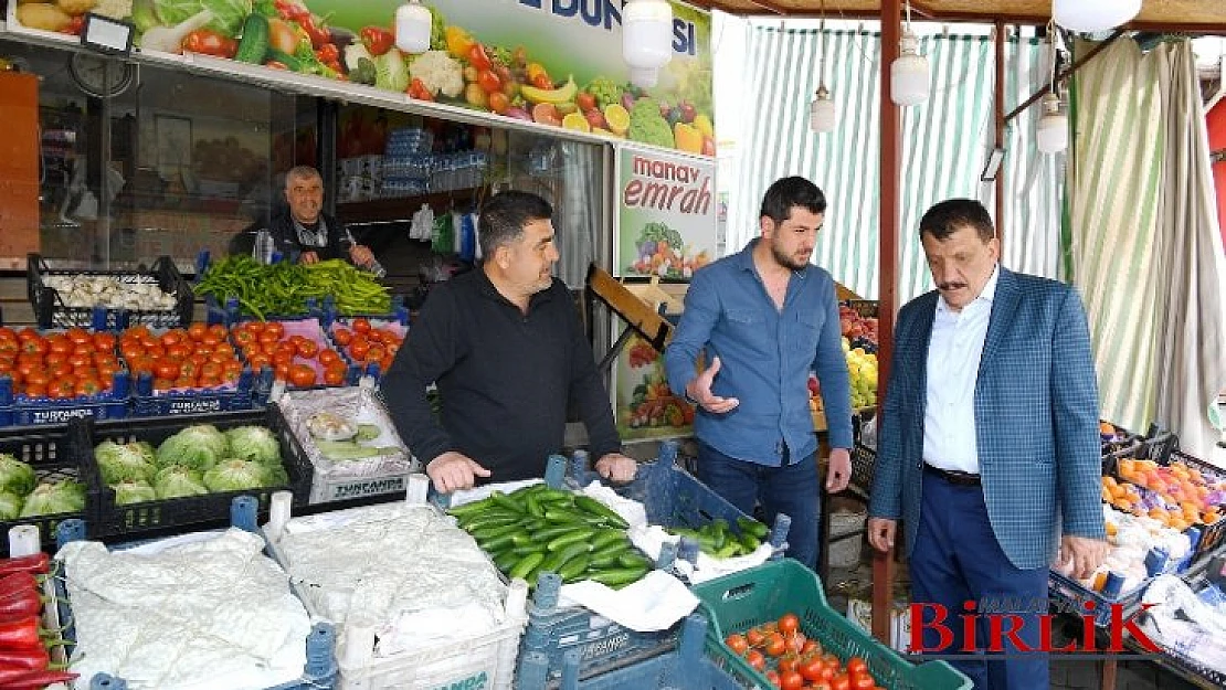 Başkan Gürkan, Konak'ta Yapımı Devam Eden Semt Konağı Çalışmalarını İnceledi