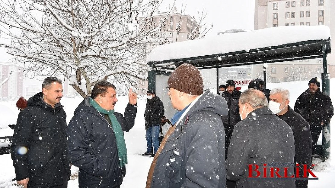 Başkan Gürkan Malatya'nın Her Noktasında Ekiplerimiz Çalışmalarını Sürdürüyor