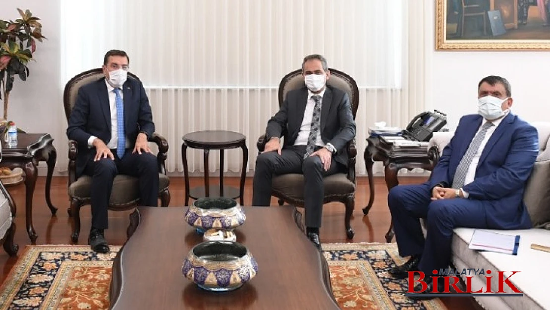 Başkan Gürkan Milli Eğitim Bakanı Özer'e Hayırlı Olsun Ziyaretinde Bulundu