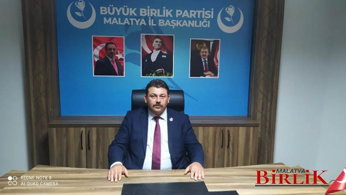 Başkan Karaman'dan 19 Mayıs Atatürk'ü Anma, Gençlik ve Spor Bayramı Mesajı