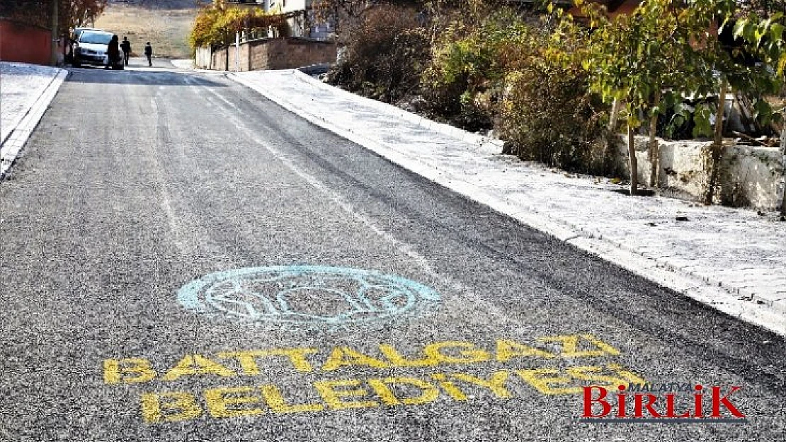 Battalgazi Belediyesi Asfaltsız Yol Bırakmama Adına Kararlı İlerliyor