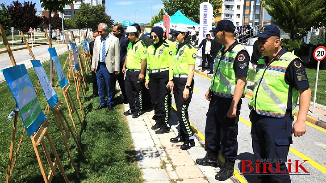 Battalgazi Belediyesi'nden Bilgilendirici Trafik Haftası Etkinliği