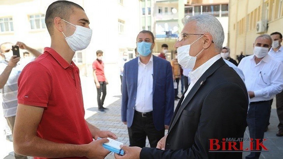 Battalgazi Belediyesi'nden Öğrencilere Sınav Jesti