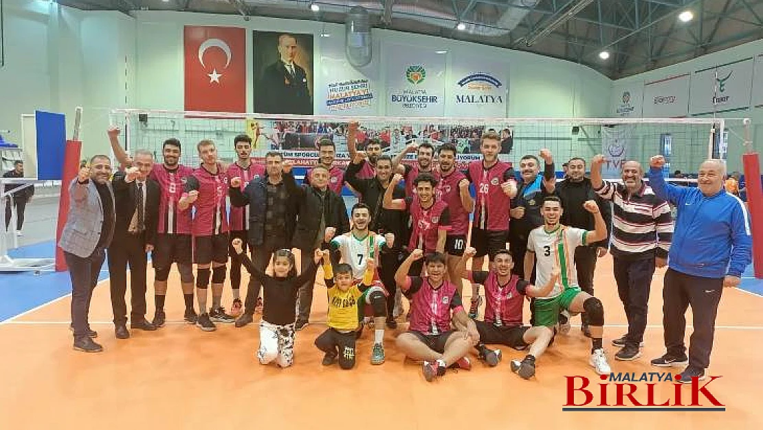 Büyükşehir Belediyespor Parkede Geçit Vermiyor