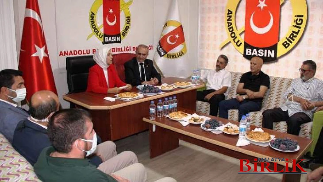 Çalık, Kalemini Haktan Yana Kullananları Tebrik Ederim
