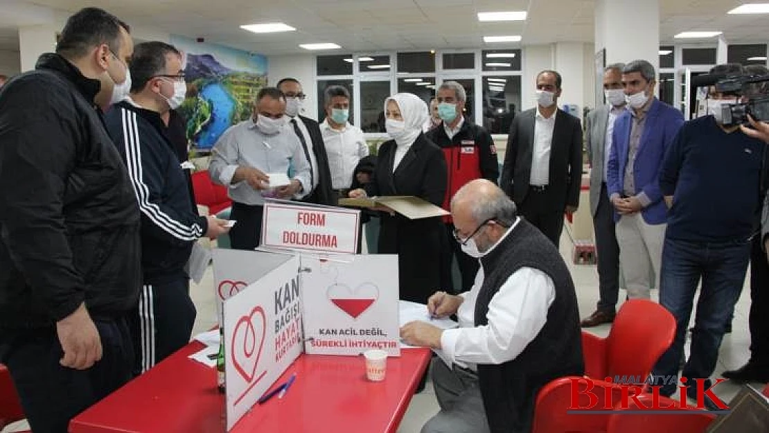 Çalık, Türkiye, Kovid-19 Süreciyle Sağlıklı Bir Şekilde Mücadele Ediyor