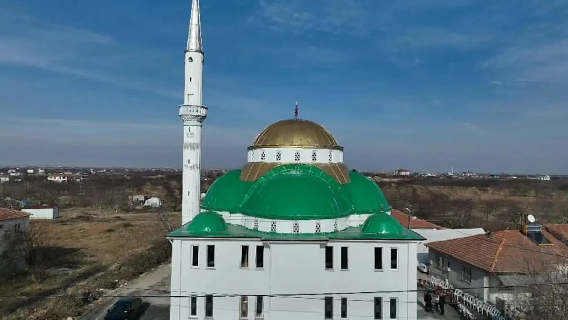 Depremde Yıkılan Camiler Bir Bir Ayağa Kaldırılıyor