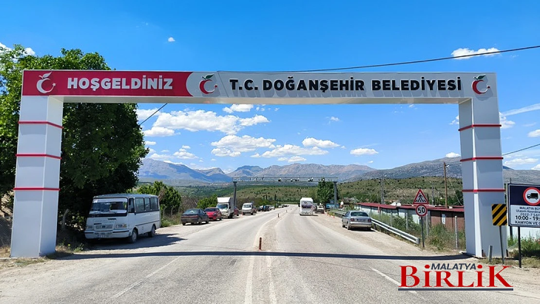 Doğanşehir'in Giriş Takı Yenilendi