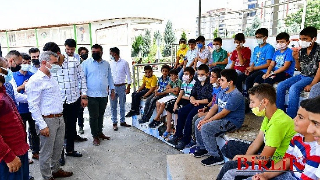 Donanımlı Ve Bilgili Bir Nesil İçin Çalışıyoruz