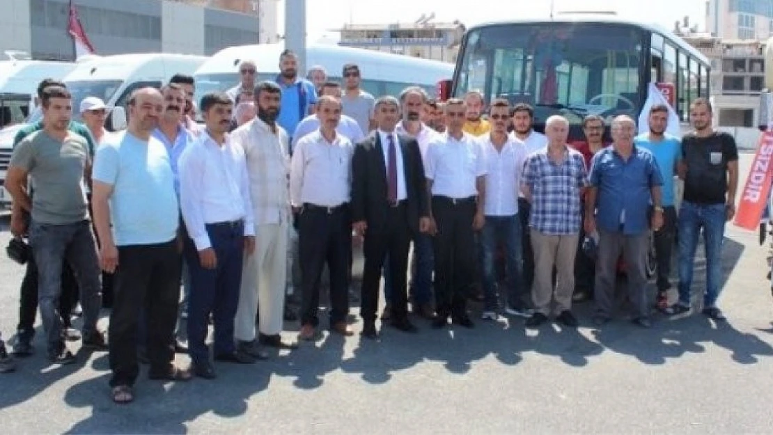 Minibüs Ve Servisçiler Ücretsiz Geleneği Bozmadı