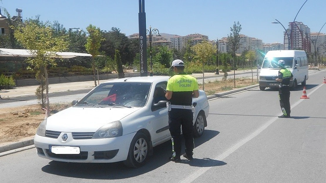 Trafik Denetleme Şube Müdürlüğünün Çalışmaları Devam Ediyor