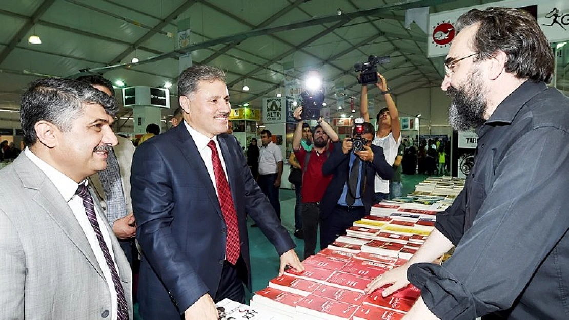 Çakır: 7'den 70'e Herkesi Kitap Fuarımıza Bekliyoruz