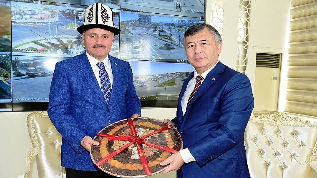 Kırgızistan Ankara Büyükelçi, Başkan Çakır'a Ziyaret