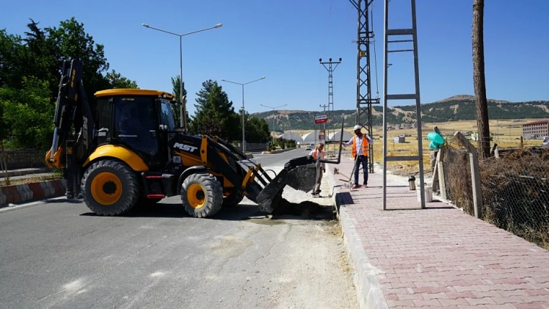 Adıyaman Belediyesi'nden Kaldırım Çalışması