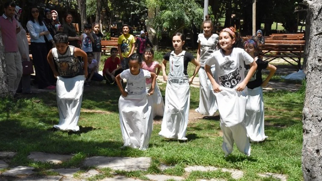 Yeşilyurt Kent Konseyi Yaz Kur'an Kursu Öğrencileri Piknik Yaptı